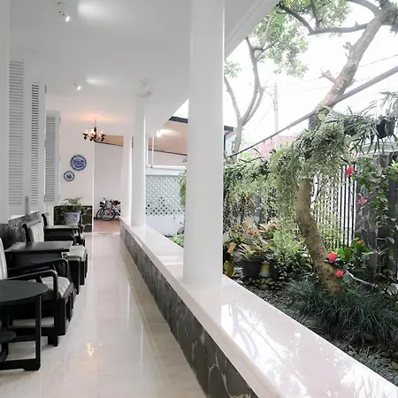 Kirana Guest House Bogor Extérieur photo